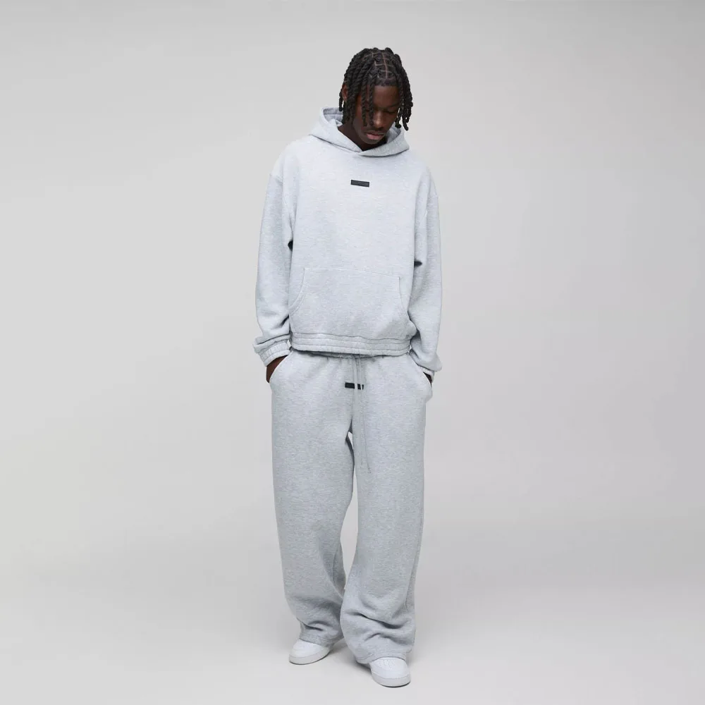 Custom Heavyweight 360gsm 100% Cotton Fleece Winter Hooded Tracksuit Blank Custom Raised Rubber Patch Cropped Oversize