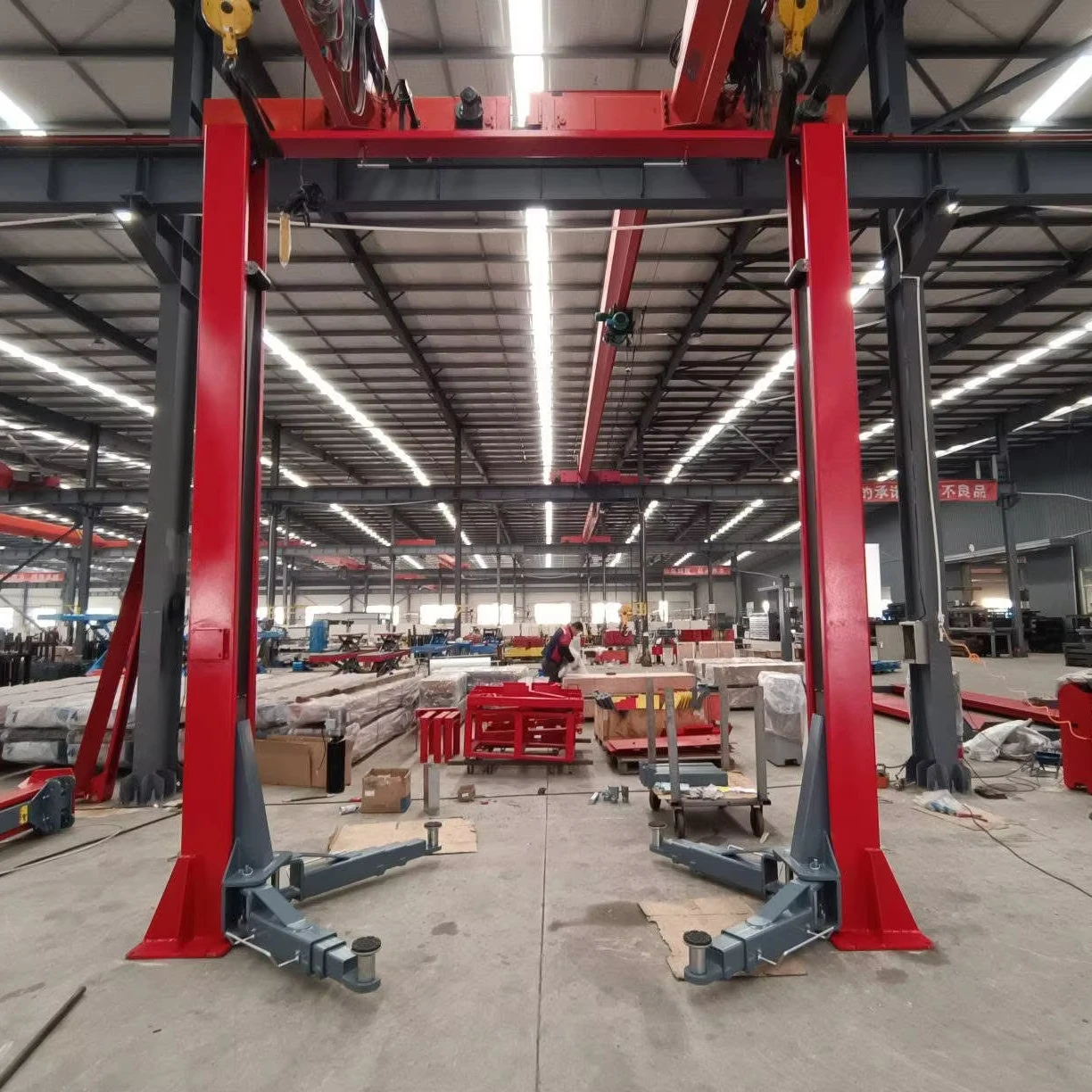 Tricar 5 Ton Capacity Automotive Hydraulic Lift for Vehicle Repair and Service Workshops 2 Post Car Lift 2 Post Car Lifter