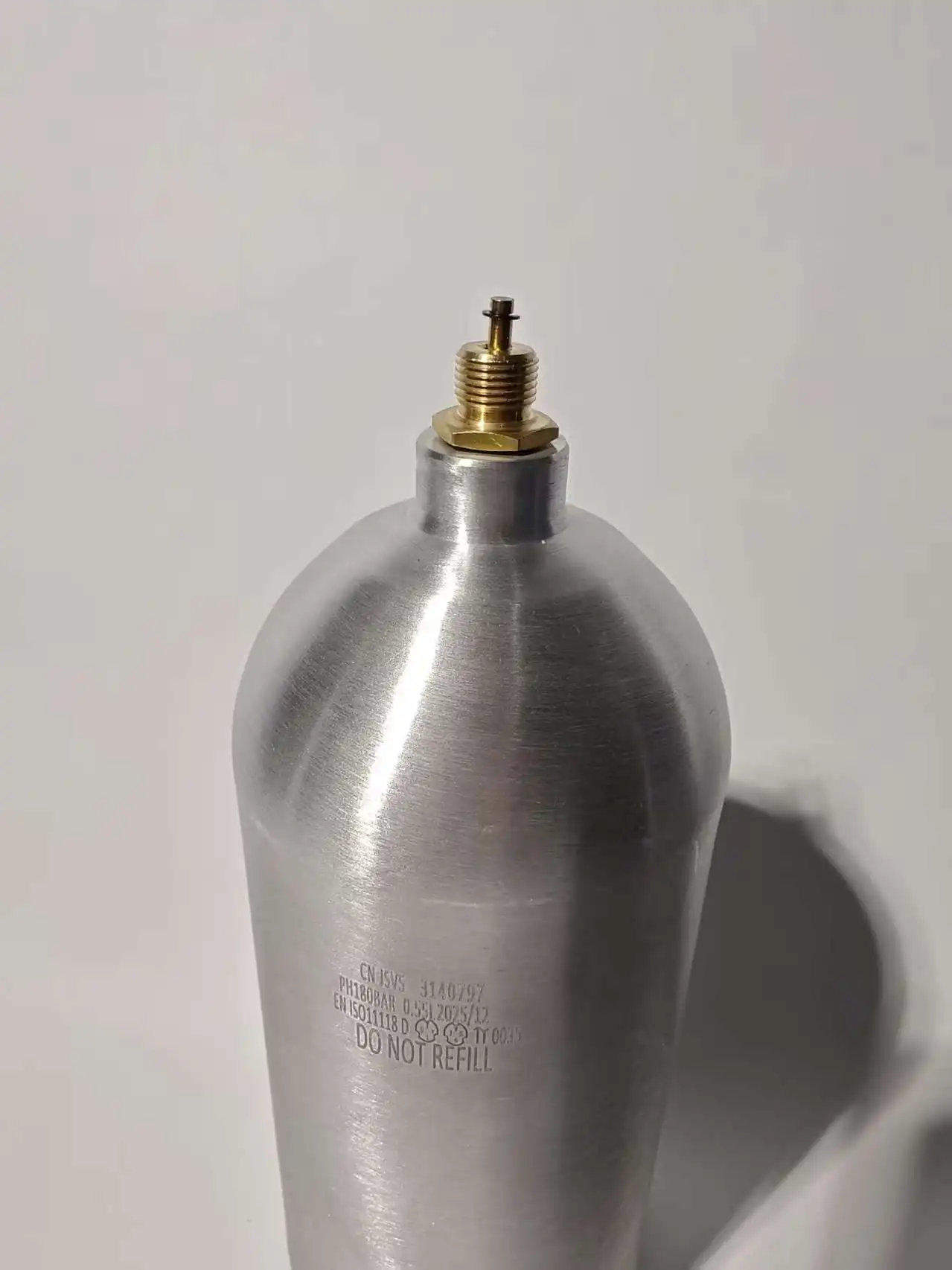 0.95 640g Gas Cylinder Can Oem Whip Cream Charger Steel/aluminium
