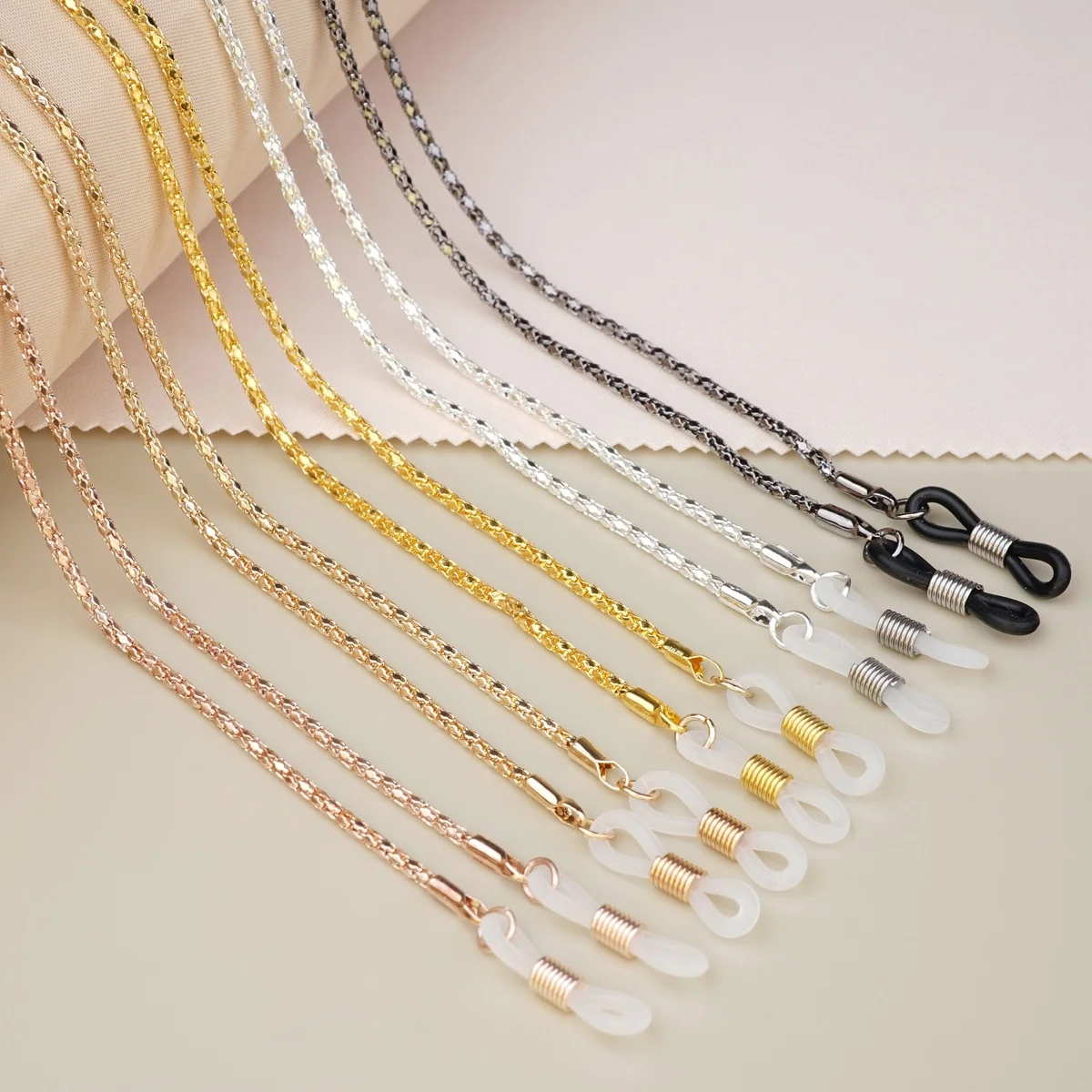 Individually Packaged Sunglasses Chain with Hollow Design Metal Glasses Hanging Neck Chain Eyeglasses Parts